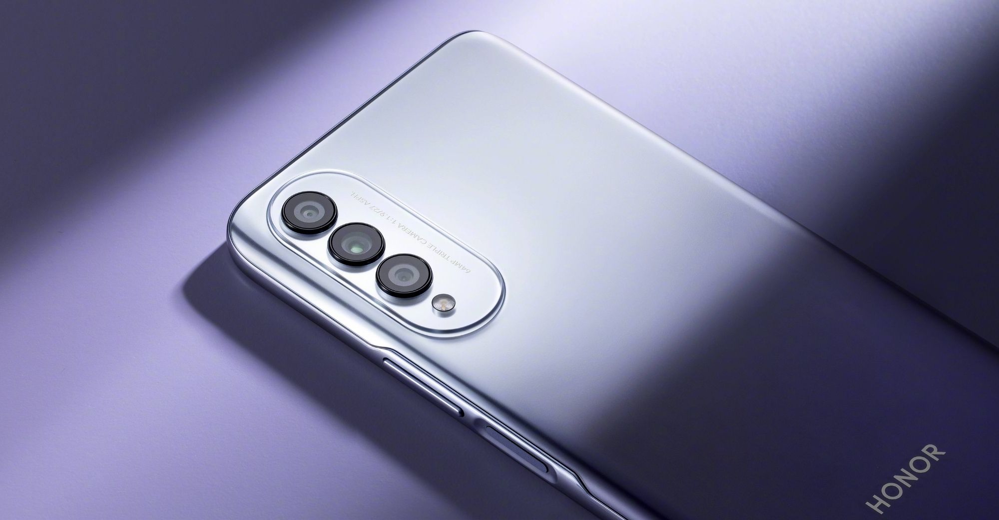 Q2 ဖုန်းတင်ပို့မှု ၁၁ ရာခိုင်နှုန်းအထိ ကျဆင်းသွားတယ်: ဟွာဝေးရဲ့ Honor Top 5th house whole